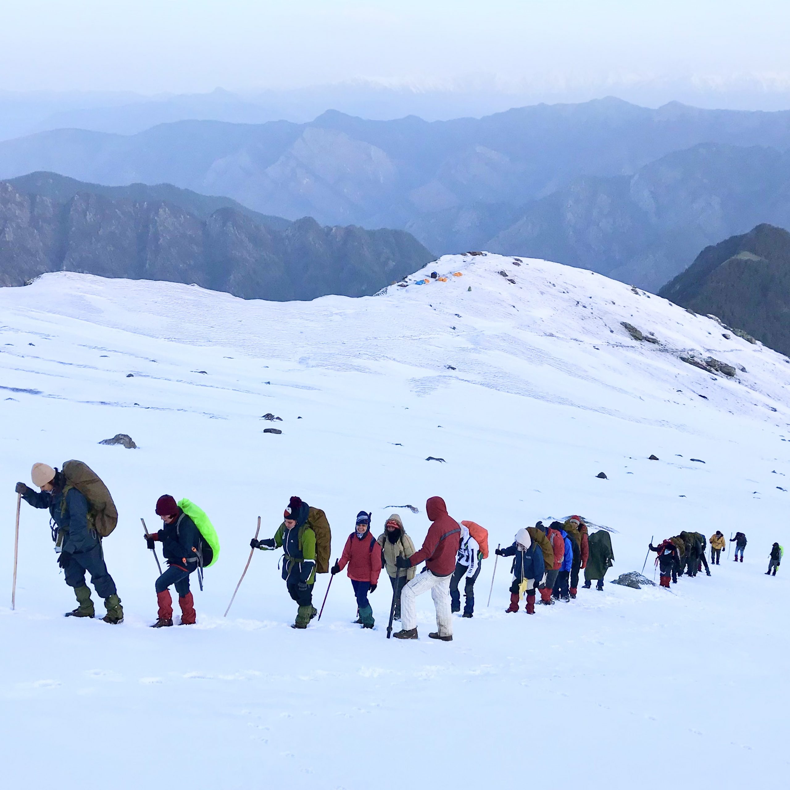 The Climb : Trek to Sar Pass